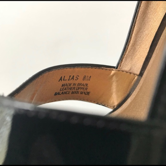 Carlos Santana Patent Leather Black Heels size 8 - Picture 6 of 8